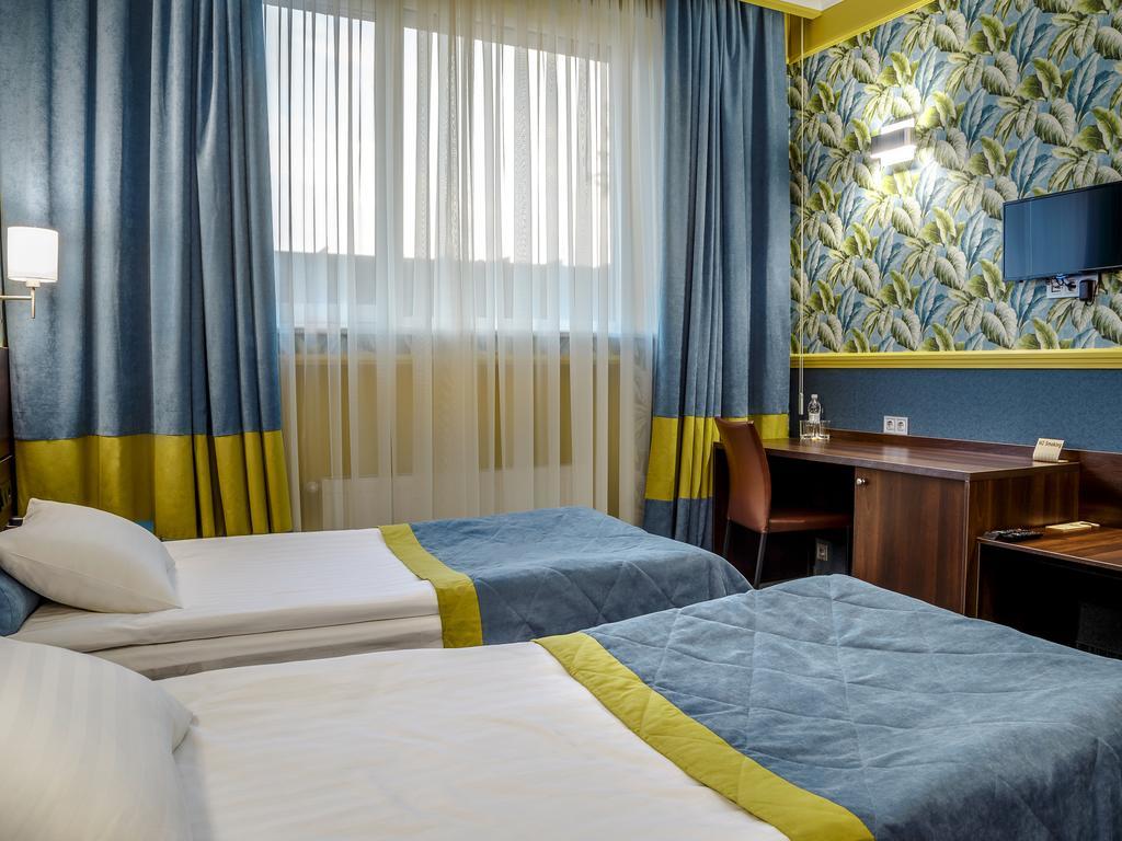 Road Star Hotel Dnipro Exterior foto